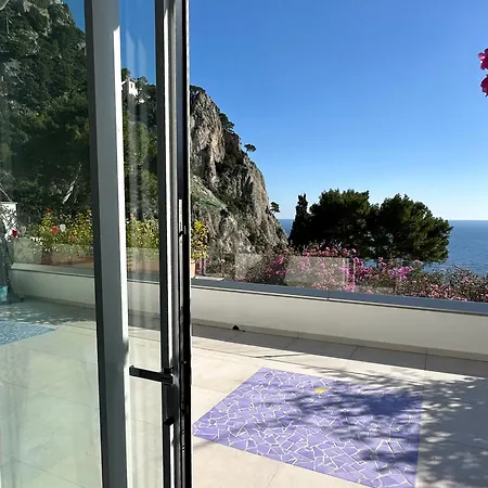 Allegra Villa *